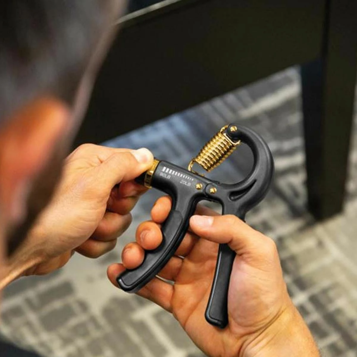 Top 10 ๐ SKLZ Adjustable Grip Strength Trainer โญ 5 Top 10 ๐ SKLZ Adjustable Grip Strength Trainer โญ - Image 5